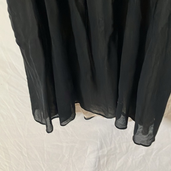 Banana Republic:Black Sheer top layer with cream liner-Jeweled belt- elastic- 6 - Picture 9 of 16